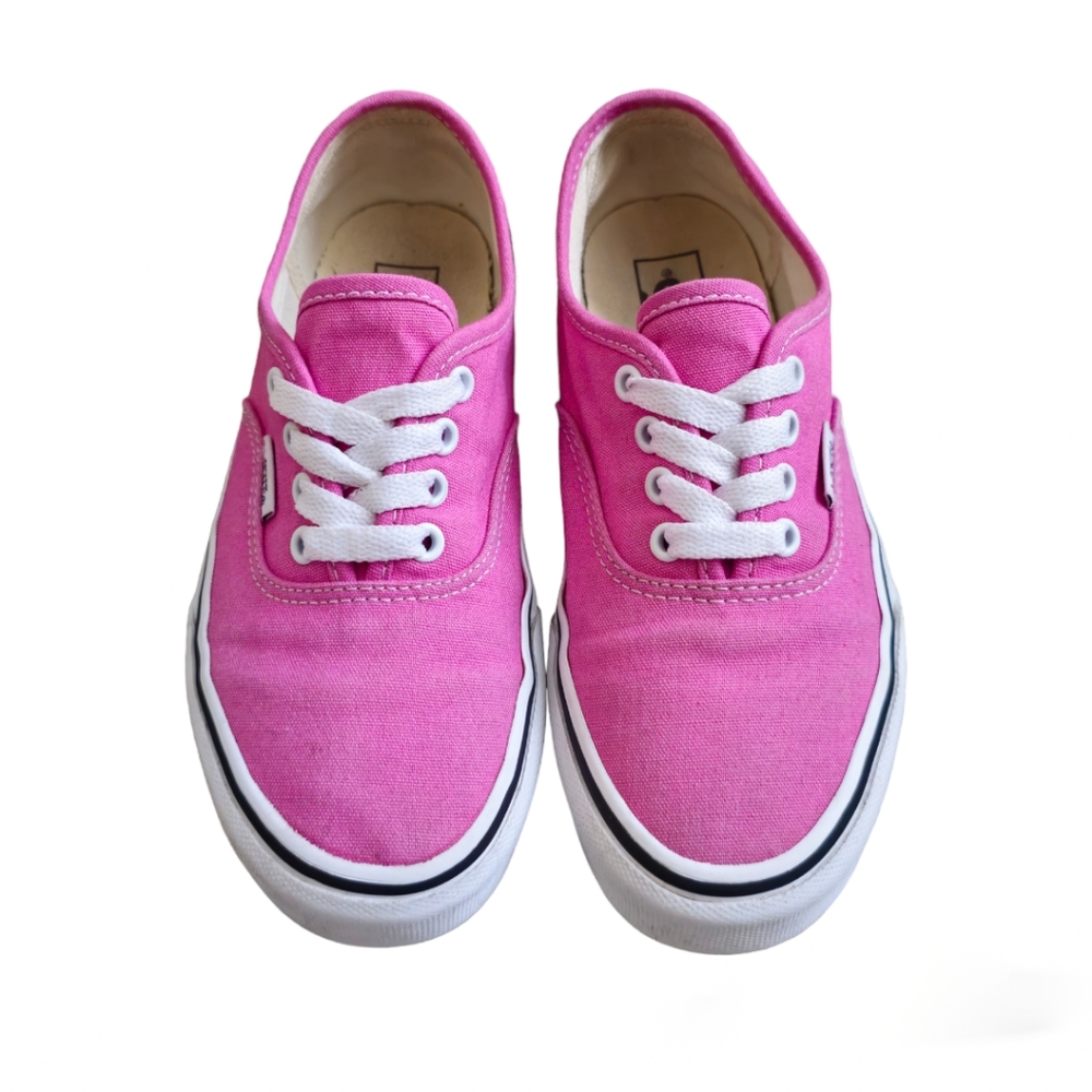 Kids Authentic Shoe (pink size 3)